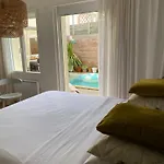 Jasmin House