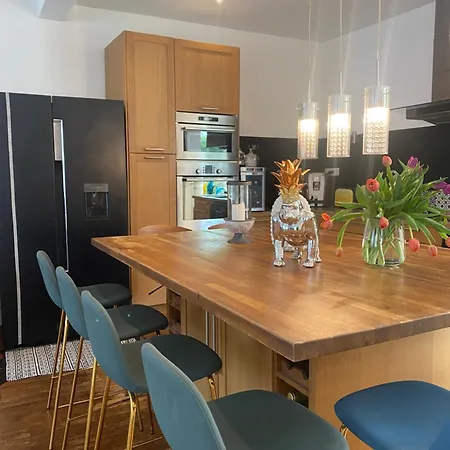 Jasmin House * Cenon