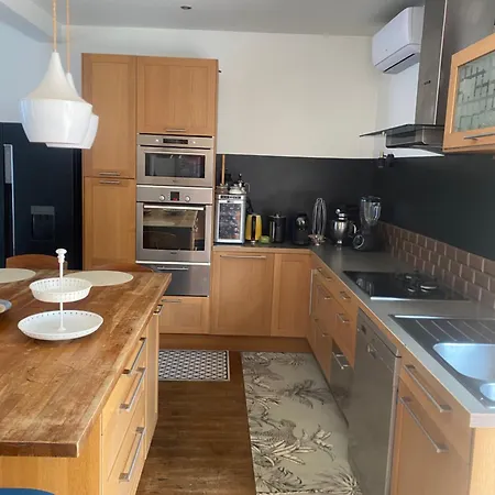 Holiday home Jasmin House Cenon