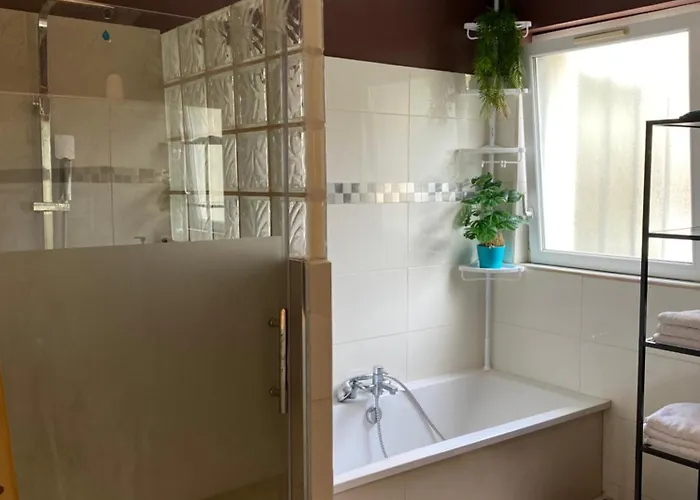 Jasmin House Semesterbostad Cenon