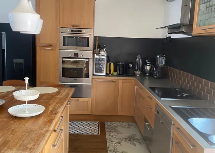 Semesterbostad Jasmin House Cenon